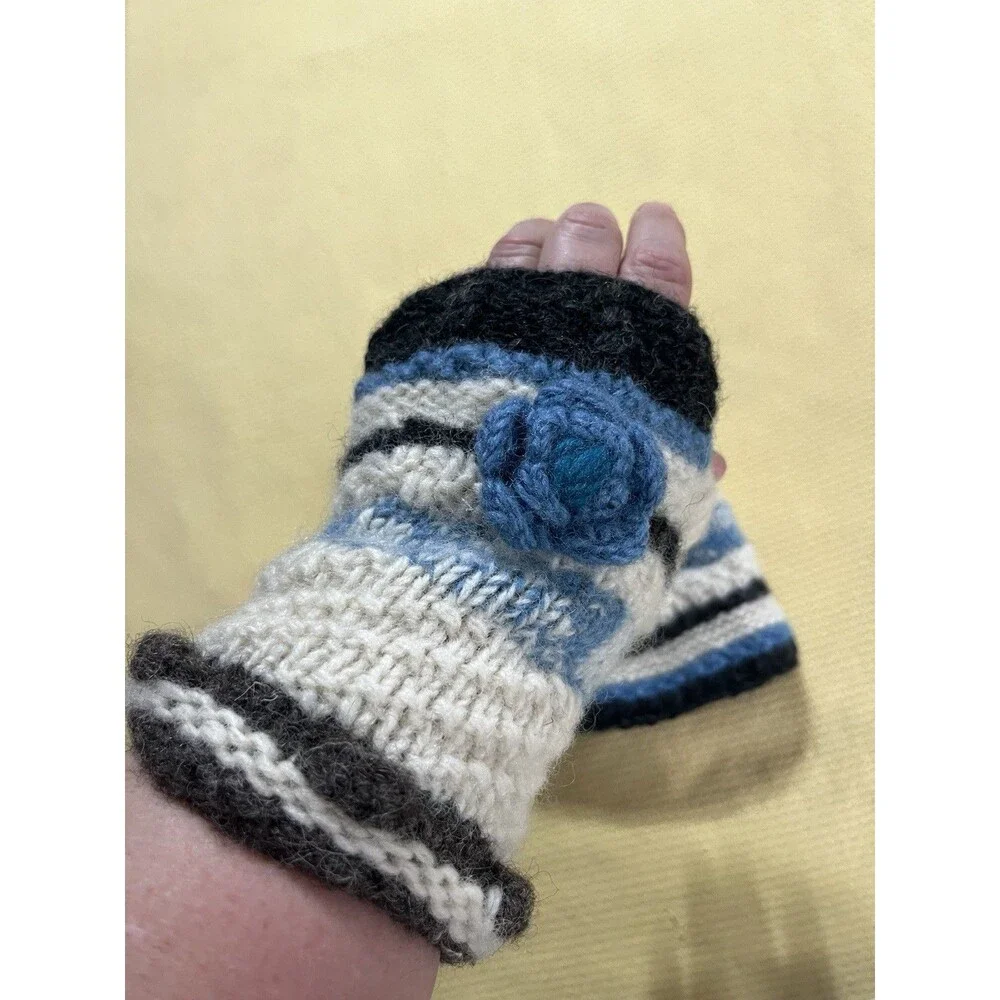 Crochet 100% Wool Hat And Mitten Set Lined Blue Cream Flower Fingerless